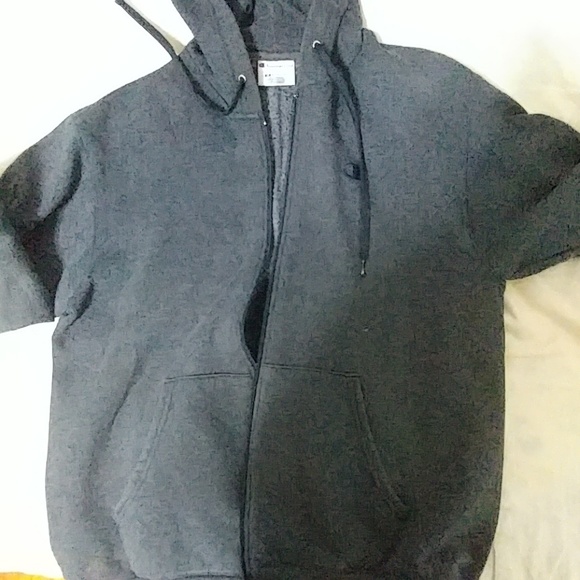 Hoodies - Picture 3 of 4
